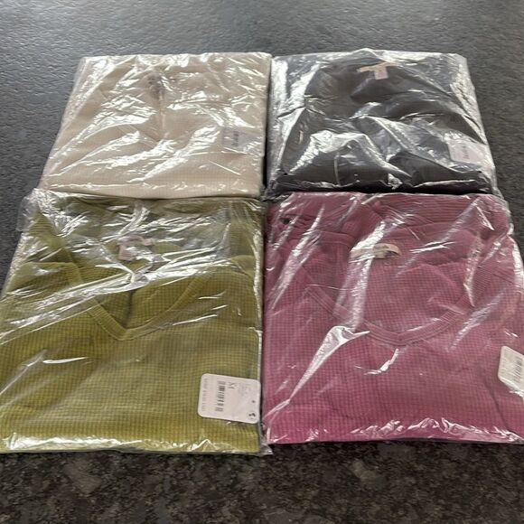 Free People Santa Clara Thermal in Mulberry BNWT - Picture 6 of 6